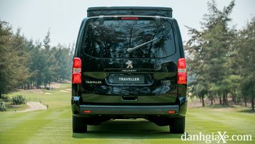 Danh gia so bo xe Peugeot Traveller 2019