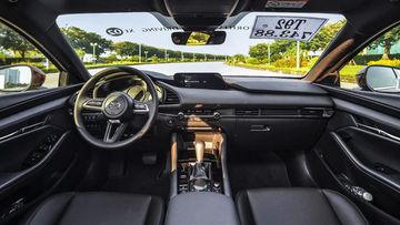 So sánh nhanh Honda Civic 2020 và Mazda3 2020 18 mazda 3 sedan 2020 120930
