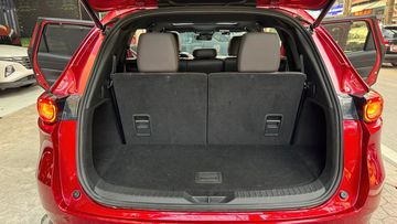 Dung tích khoang hành lý ở mức đủ dùng với 209 lít, ước chứa được khoảng 1-2 vali cỡ trung