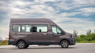Ford Transit 2024 có kích thước tổng thể đã tăng lên đáng kể