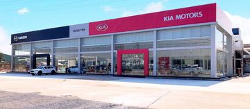 Hình ảnh phía trước showroom của KIA Phố Nối