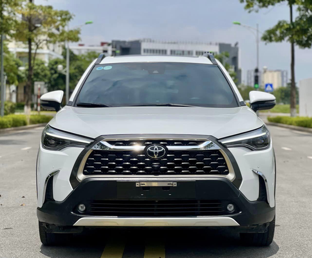 Đánh giá Toyota Corolla Cross 2023: giá & KM, nội ngoại thất