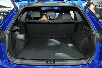 Khoang hành lý tiêu chuẩn Skoda Kodiaq 2025 cũng có dung tích rất lớn