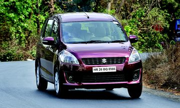 Suzuki Ertiga thế hệ đầu tiên ra mắt tại Ấn Độ