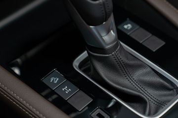  Khoá vi sai cầu sau góp phần hỗ trợ đắc lực cho việc off-road