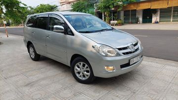 Innova được lắp ráp trong nước và là sản phẩm đầu tiên của Toyota Motor Việt Nam