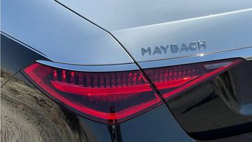 Cụm đèn hậu được thiết kế với những dải LED xếp tầng sắc sảo, dạng tam giác ngược