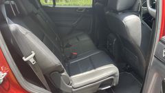 Hàng ghế thứ hai trên Everest 2021 có độ nghiêng tốt