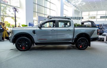 Ford Ranger Stormtrak 2024 vẫn có kích thước dài x rộng x cao là là 5.370 x 1.918 x 1.884 mm.