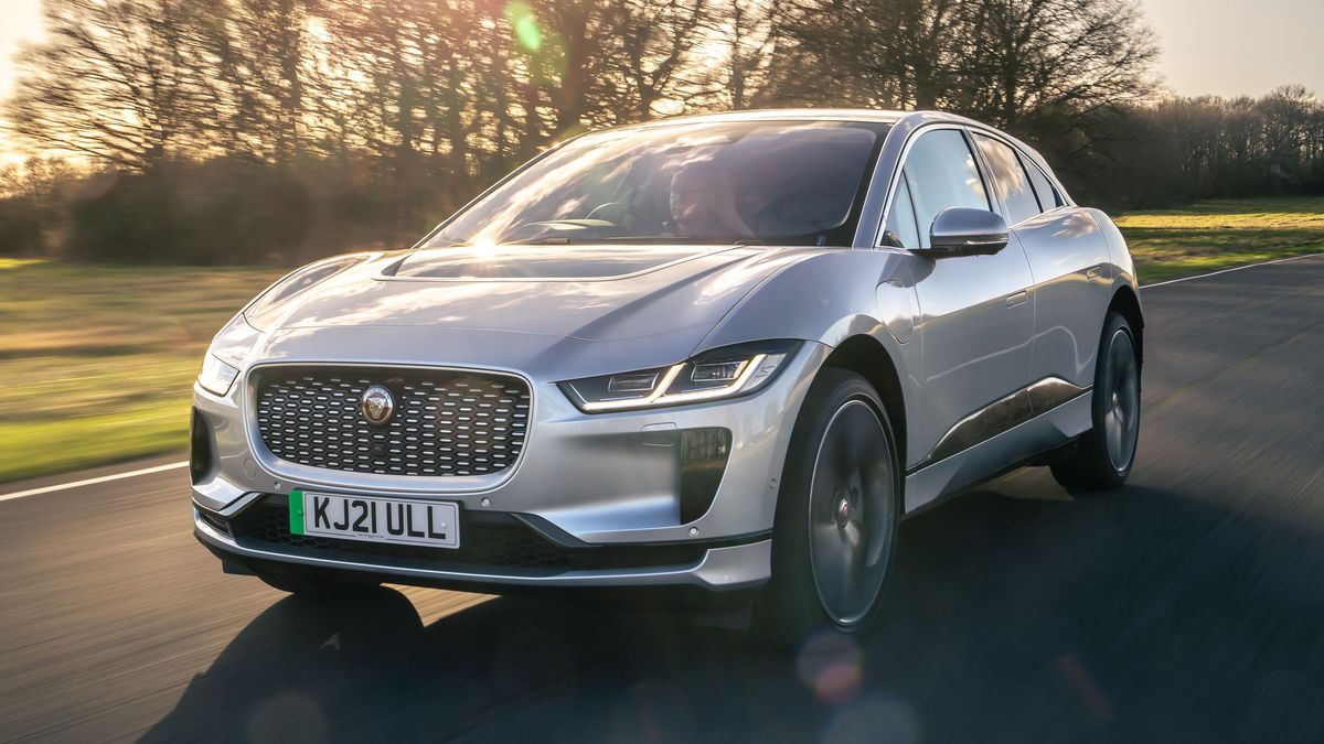 Jaguar I-Pace 2025: Giá lăn bánh và khuyến mãi T2/2025