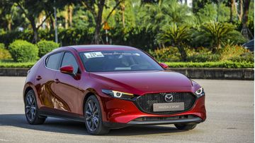 Mazda 3 Sport có thiết kế ngoại thất ấn tượng