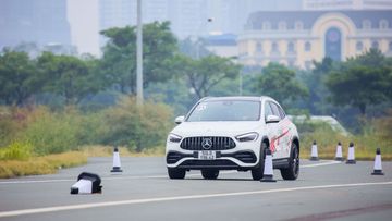 Mercedes-AMG GLA 45 S 4MATIC+ có thể tăng tốc từ 0-100 km/h trong 4,3 giây