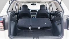 Dung tích khoang hành lý khi mở rộng tối đa lên đến 1.405 lít