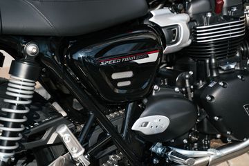 Scrambler 900 sở hữu kết cấu khung gầm đặc trưng