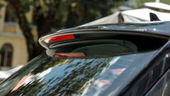 Cánh lướt gió Audi Q7 Basic 2025 thiết kế cong gọn gàng