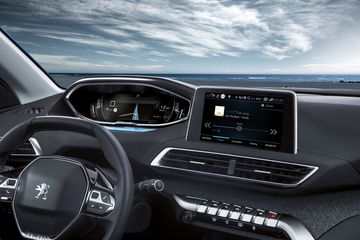 Khoang lái với áp dụng ngôn ngữ thiết kế i-Cockpit của Peugeot