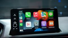 Màn hình giải trí cảm ứng 9 inch, tích hợp Apple CarPlay không dây trên phiên bản Civic RS