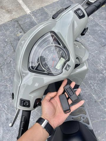 
Hệ thống khóa thông minh Smart Key được tích hợp sẵn trên xe
