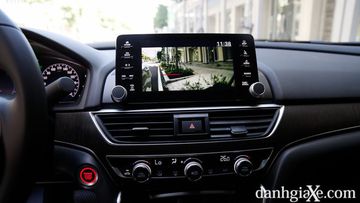 So sánh nhanh Honda Accord 2020 và Toyota Camry 2020 19 danhgiaxe.com honda accord 2020 51 101530 153502