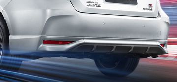 Phần ống xả của Toyota Corolla Altis 2022 vẫn được thiết kế ẩn bên dưới cản sau như trước đây.