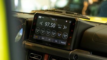 Suzuki Jimny 2024 trang bị màn hình giải trí cảm ứng 9 inch khá hiện đại