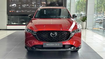 Bộ lưới tản nhiệt 3D lưỡi nhuyễn xếp tầng trên Mazda CX-5 2024