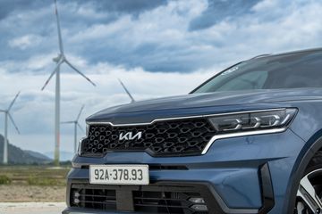 Xét ở góc độ giá bán, đây là các phiên bản có giá cao nhất trong dòng sản phẩm Sorento.