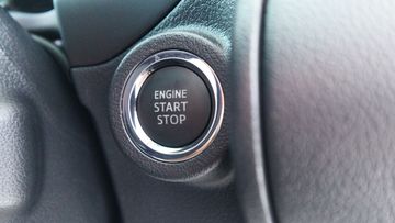 Khởi động bằng nút bấm