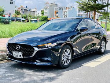 Mazda 3 cũng là mẫu xe được nhiều chuyên gia đánh giá là biểu tượng tiêu biểu nhất cho triết lý thiết kế KODO độc quyền của Mazda