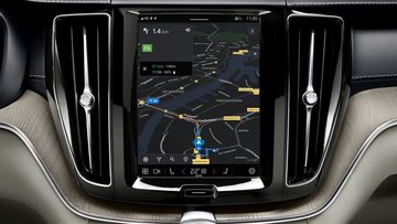 Volvo XC60 2022 tích hợp Apple CarPlay và Android Auto có khả năng dẫn đường thông minh
