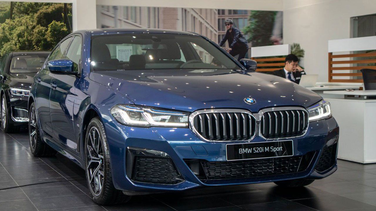 BMW 520i M Sport LCI 2023 Gi L n B nh V Khuy n M i Th ng 09 2022