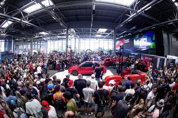Mẫu xe Golf trưng bày trước người hâm mộ tại cuộc đua Nürburgring. Tại đây, mẫu Golf GTI Clubsport 24h đã chiến thắng ở hạng AT3.