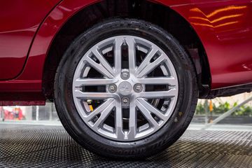 Đánh giá chi tiết xe Mitsubishi Attrage CVT 2020 10 danhgiaxe.com mitsubishi attrage gia 375 trieu 2020 5 180529