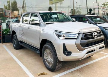 Toyota Hilux 2024 được hãng xe Nhật kỳ vọng đối thủ đáng gờm của Ford Ranger