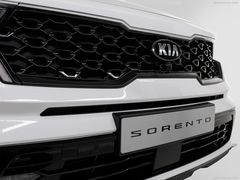 Mặt ca lăng KIA Sorento 2021 thiết kế hình mũi hổ 