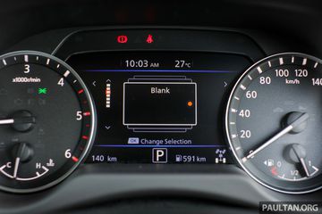 Cụm đồng hồ hiển thị thông số kỹ thuật trên Nissan Navara 2022