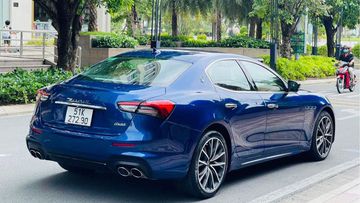 Phần đuôi xe Maserati Ghibli 2024 được thiết kế khá tinh tế