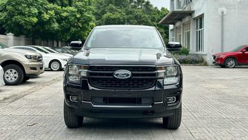 Mặt ca lăng mở rộng đầy ấn tượng cùng đồ họa tổ ong quen thuộc