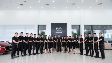 Đội ngũ nhân viên của Mazda Vinh