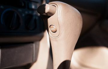 O/D trên cần số xe tự động đời cũ