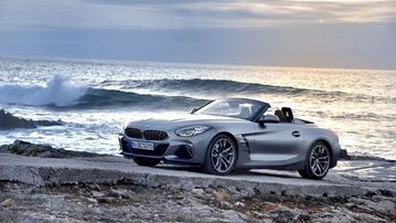 BMW Z-Series đã trở thành tâm điểm của sự chú ý ngay từ lần đầu ra mắt