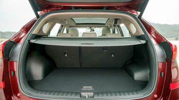 So sánh Hyundai Tucson 2020 và Mazda CX-5 2020 cho nhu cầu gia đình 15 tucson 2019 5 112227