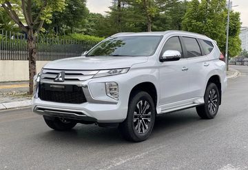 Mitsubishi Pajero Sport bản đương nhiệm tại thị trường Việt Nam