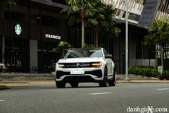 Volkswagen Teramont X 2025 sở hữu mặt ca-lăng với các đường vuốt ngang sơn đen năng động