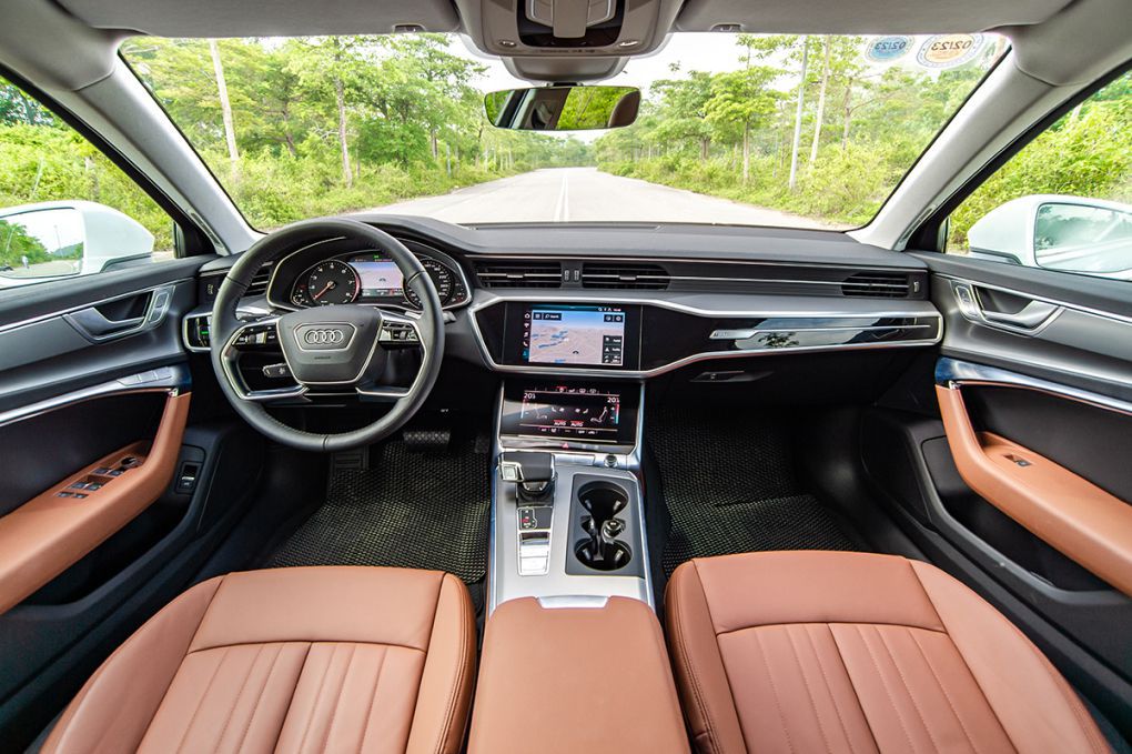 Khoang nội thất Audi A6 2023 lột xác hoàn toàn so với thế hệ trước đó