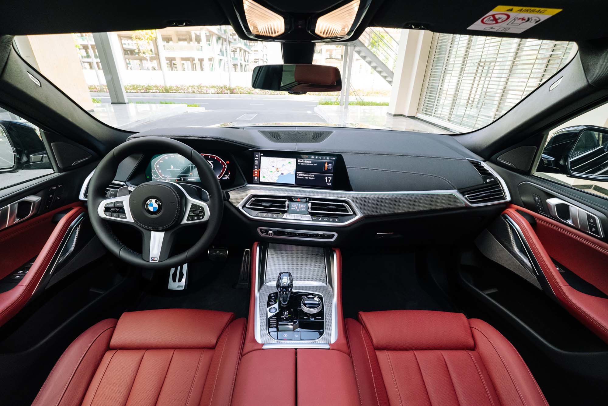 Nội thất BMW X6 2023 sở hữu các chi tiết làm nổi bật lên sự sang trọng, đẳng cấp và lôi cuốn