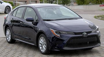 Đời xe Corolla Altis thứ 12 với phong cách thân xe sedan