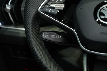 Skoda Kodiaq 2025 cũng cải thiện đáng kể trang bị an toàn khi được bổ sung các tính năng ADAS