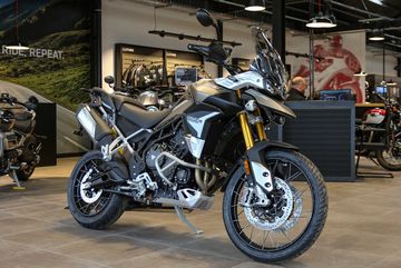 Tiger 900 Rally Pro màu Sandstom