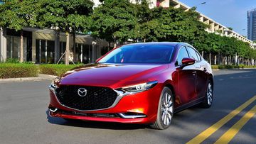 Mazda 3 ghi dấu ấn đậm nét với kiểu dáng lịch lãm, sang trọng